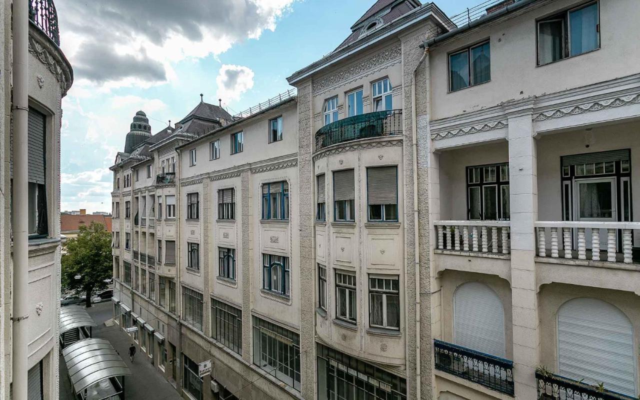 Catalog Boutique Rooms Debrecen Ngoại thất bức ảnh